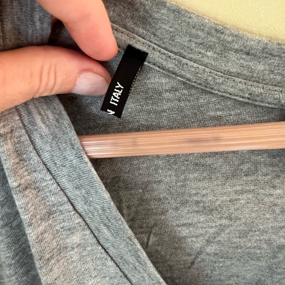 Roi Top - Picture 4 of 7